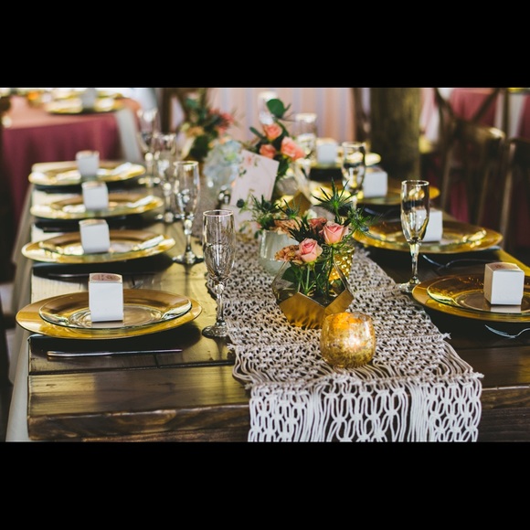 Macrame table runner-long - Picture 2 of 7